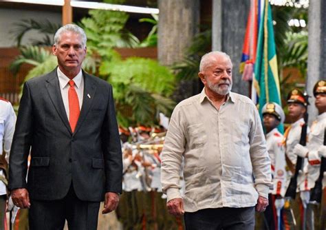 Brazilian leader Lula rekindles ties with Cuba at G77 summit in Havana